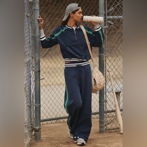 NWT Here To There Set in color Midnight Navy, Size XS.